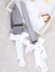 Couteau à gâteau personnalisé avec noeud papillion