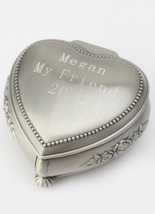 Boîte à bijoux en forme de coeur personnalisée