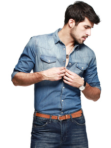 Chemise en coton bleu de conception antique