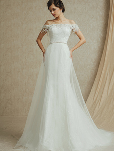 Robe de mariée bustier en dentelle ivoire multicouche