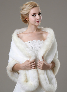 Châle de mariage fausse fourrure pour mariée