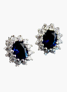 Goujon métallique avec strass ovale