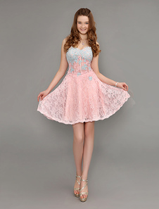 Robe de bal A-ligne en dentelle rose encolure en coeur