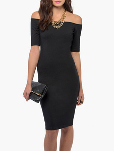 Robe vintage unicolore moulante hors de l'épaule