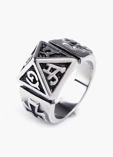 Anneau homme argent en forme pyramide