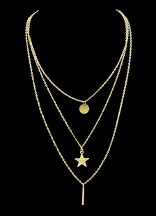 Collier multicouche avec pendentif en forme d'étoile