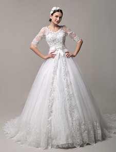 Robe mariée ivoire avec dentelle à col V avec traîne