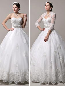 Robe de mariée en tulle ivoire avec dentelle encolure en coeur