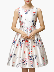 Robe vintage abricote imprimée fleurie