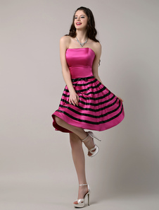 Robe bustier de cocktail A-ligne en satin fuchsia avec rayures