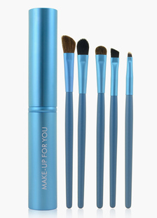 Pinceaux de maquillage bleus