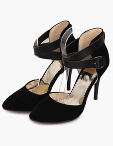 Escarpins à bout pointu talons aigus ruban