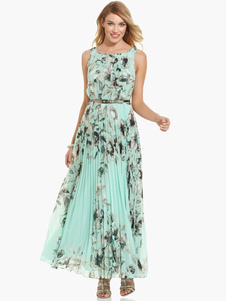 Robe longue en chiffon fleuri plissé