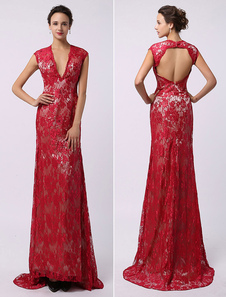 Robe de soirée fourreau dentelle bordeaux Avec traîne