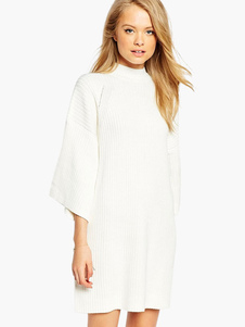 Fabuleuse robe pull mode blanche col montant travail