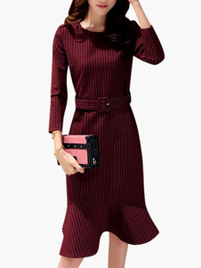 Robe bodycon à carreaux et volants