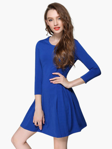 Séduisante robe skater rétro unicolore plissé