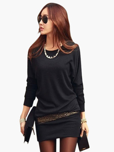 Charmante mini robe avec paillettes col ras du cou