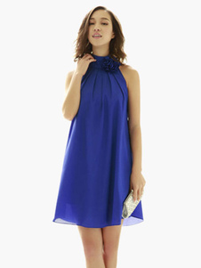 Robe d'été unicolore avec fleur col roulé