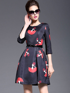 Chic robe skater élégant noir impression plissé