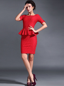 Encolure dégagée volants manches courtes faux deux pièces robe