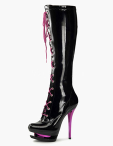 Bottes à bout pointu et lacets vernies