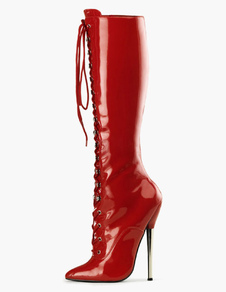 Bottes à bout pointu et lacets vernies bordeaux