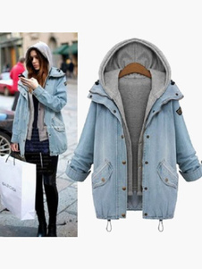 Manteau en denim bleu clair avec poches surdimensionné