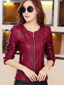 Veste en cuir écarlate en mode pour femme