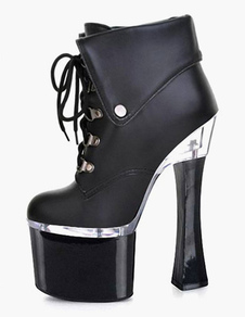 Bottes à bout rond et lacets noires