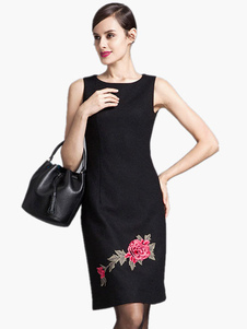 Brodé robe Slim Fit