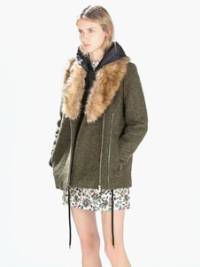 Manteau vert forêt en fausse fourrure avec col col à revers