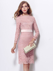 Robe dentelle Slim rose pour femmes