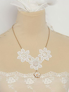 Collier Lolita dentelle synthétique blanche