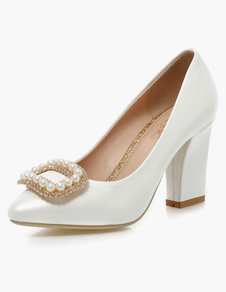 Escarpins à talons épais talons couverts avec perles