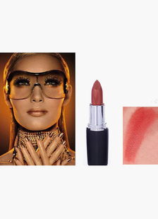 Maquillage lèvre bronzé