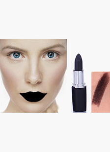 Maquillage lèvre noir