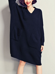 Robe pull unicolore avec poches col V