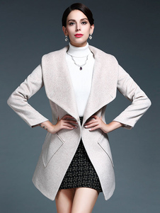 Manteau unicolore avec poches col à revers