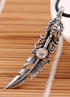 Collier masculin tissé