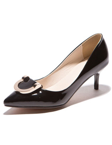 Escarpins à talons aigus en PU verni talons couverts ornement métallique