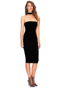 Charmante robe bodycon à licou