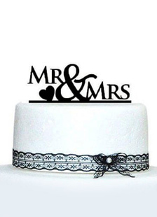 Des lettres noires romantique et coeur forme en relief Wedding Cake Topper
