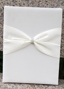 Blanc Bow perle papier gaufré livre d'or de mariage
