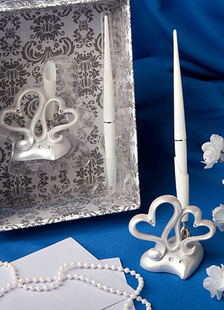 Résine de forme coeur Ivoire gravé mariage porte-stylet commentaires