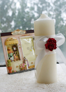Bougie de cire blanche avec fleur et Bow Wedding Favors