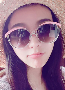 Magnifiques lunettes des femmes violetes rouges multicolore