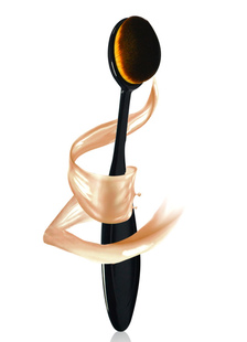 Pinceaux de maquillage noirs