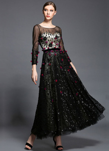 Robe de soirée A-ligne en tulle noir avec ceinture col bateau