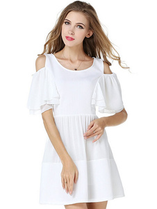 White Cold-Shoulder volants en mousseline de soie robe évasée